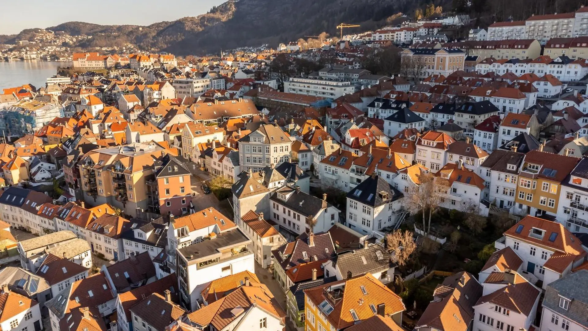 Bryggen // Floyen Apartments Bergen Noruega
